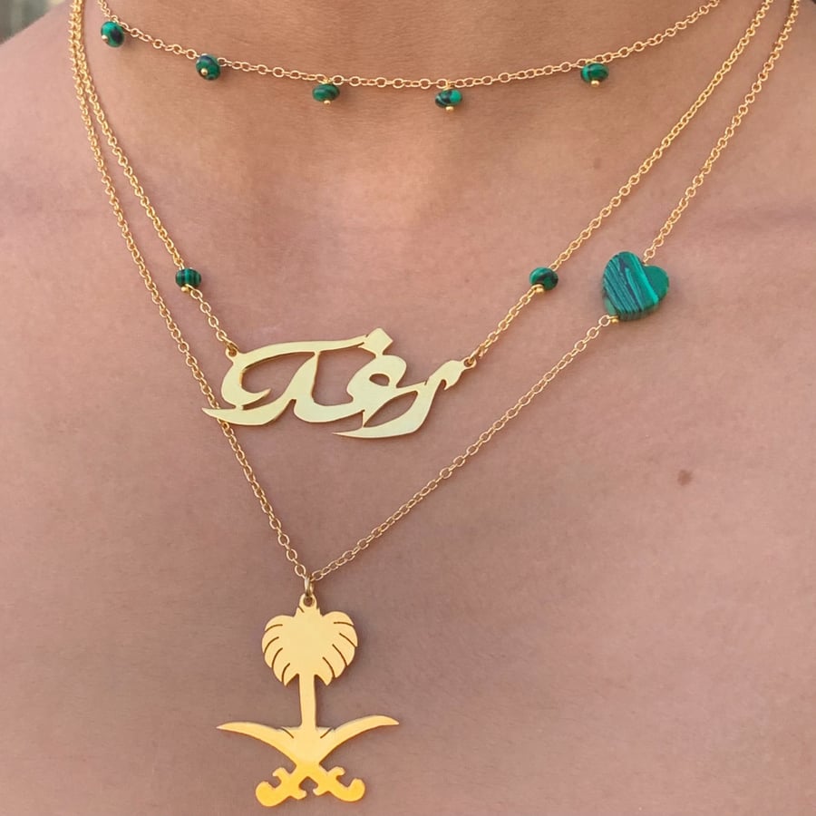 3عقود مطليه بذهب