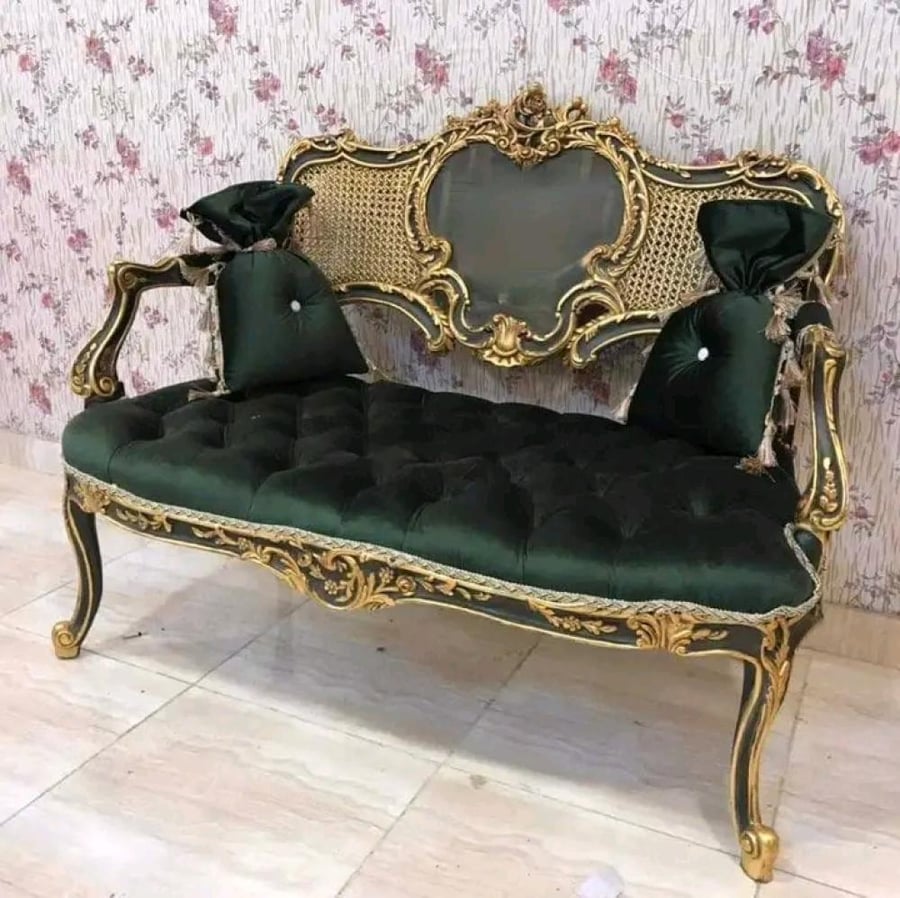 كنبه انتيك