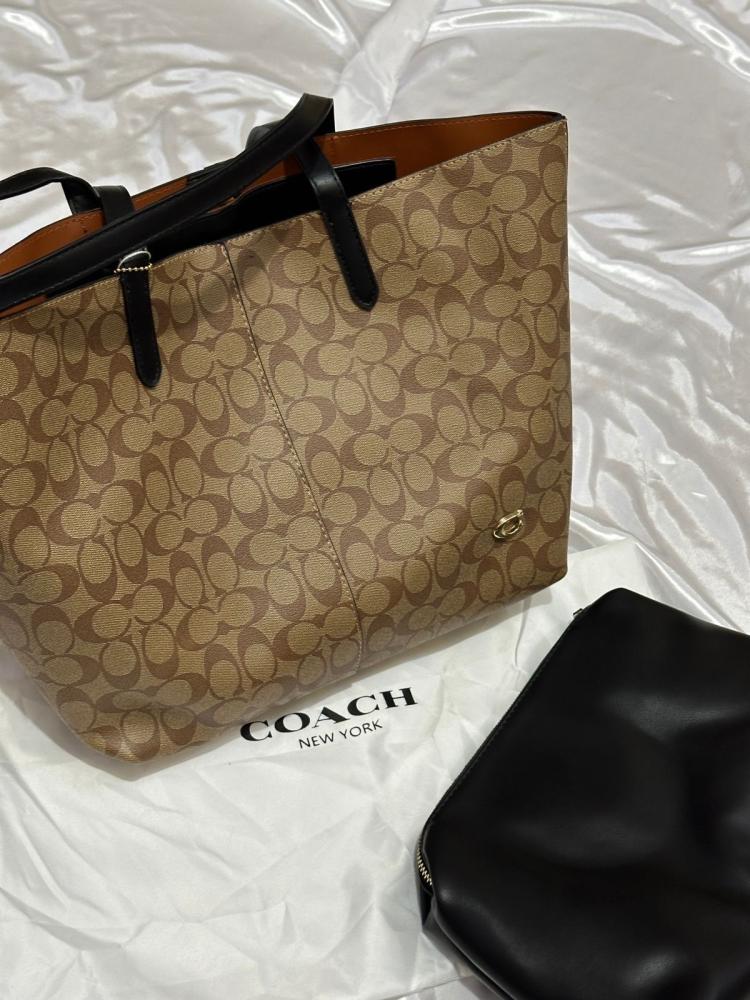 Coach Toot Bag