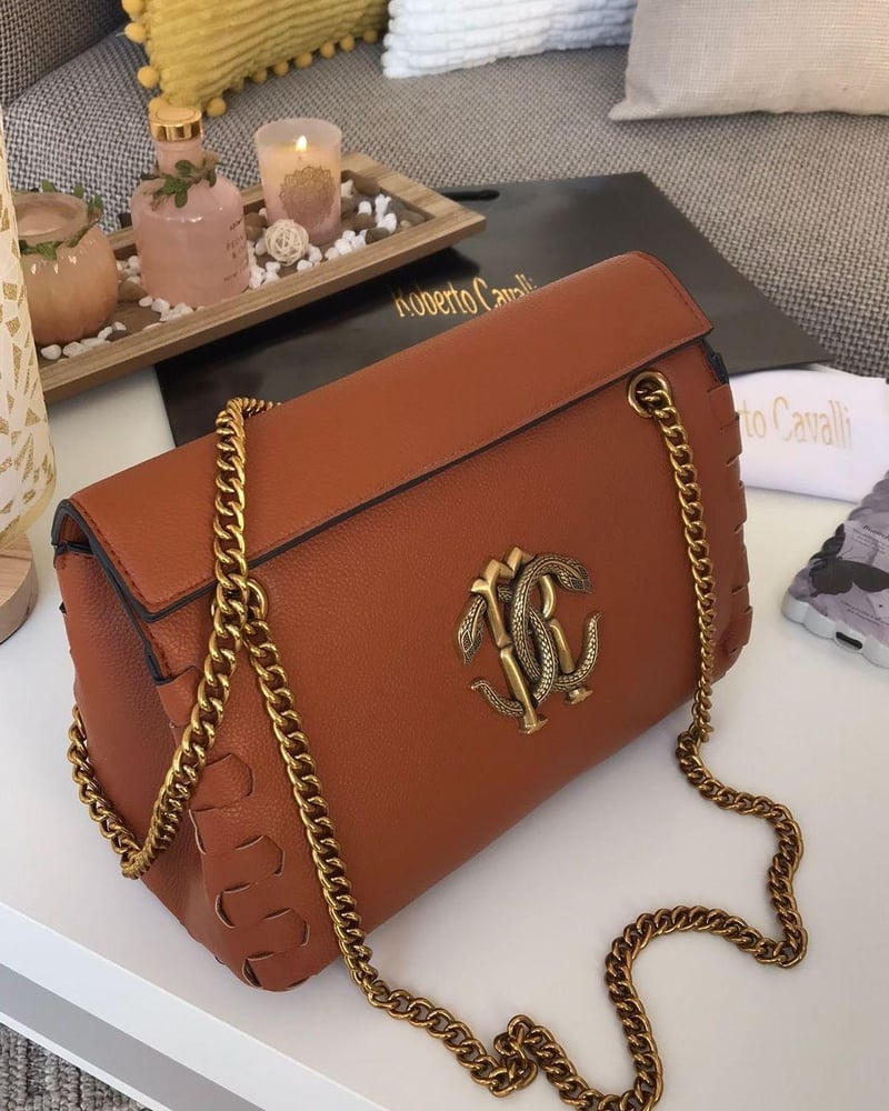 شنطة روبرتو كفالي
