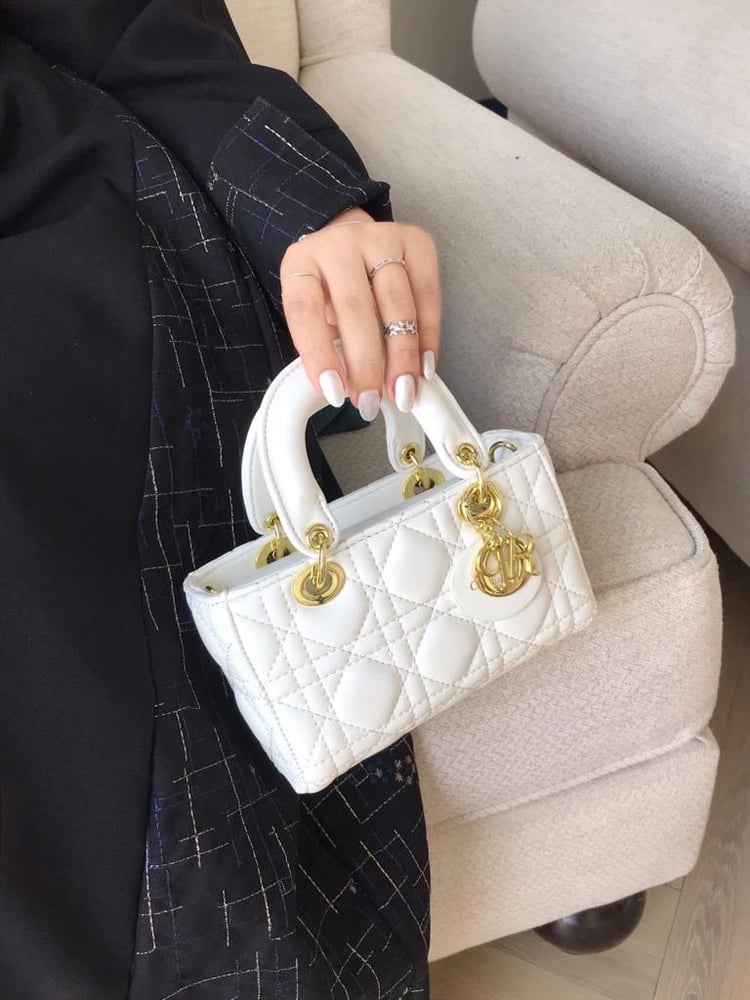 شنطة ديور