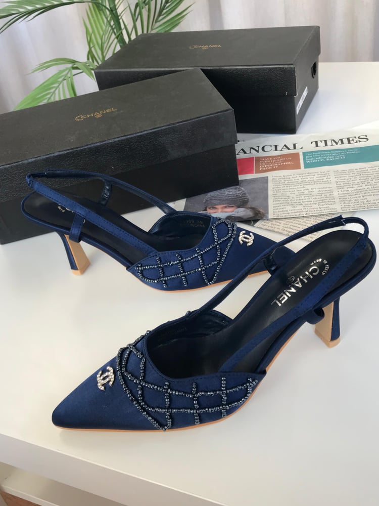 Chanel heel