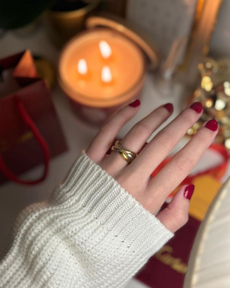 Cartier ring with accessories