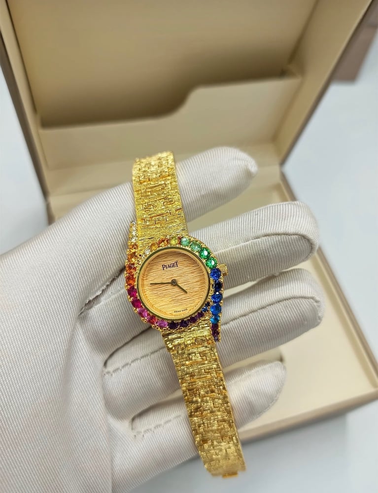 ساعة بياجيه