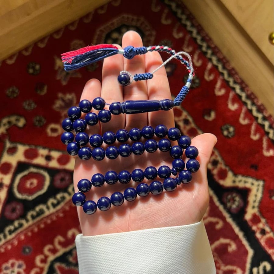 مسباح راتنج كحلي كركوشة