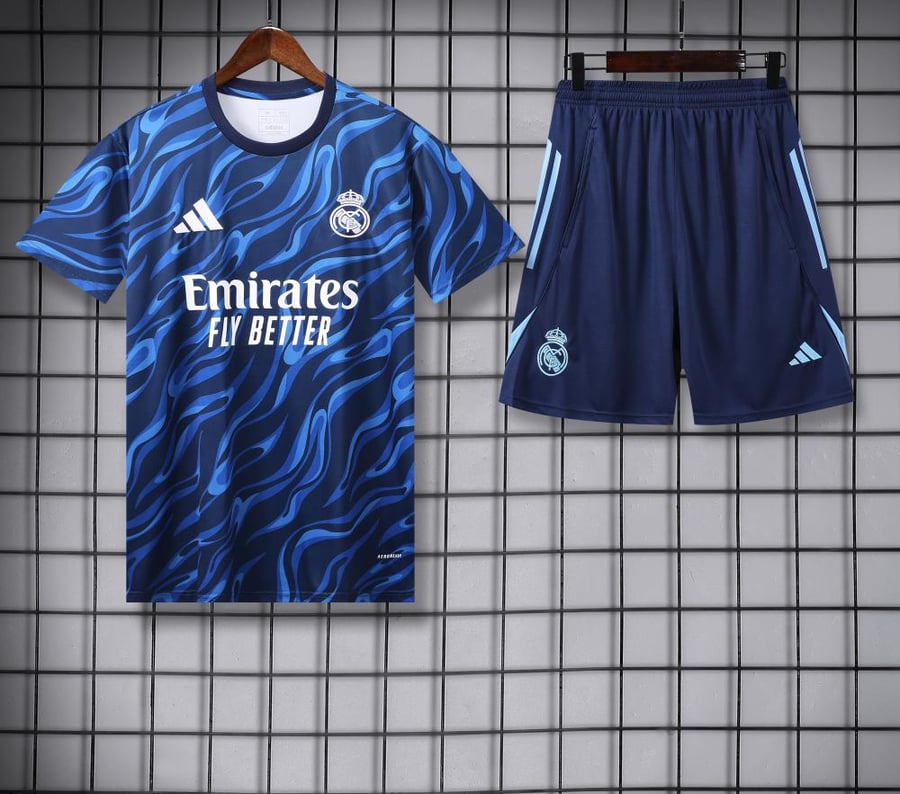 طقم ريال مدريد تمارين