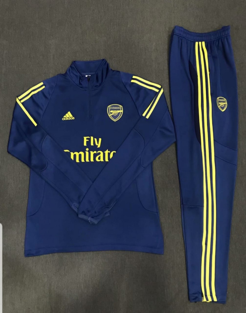ترنج ارسنال مع السروال 2022