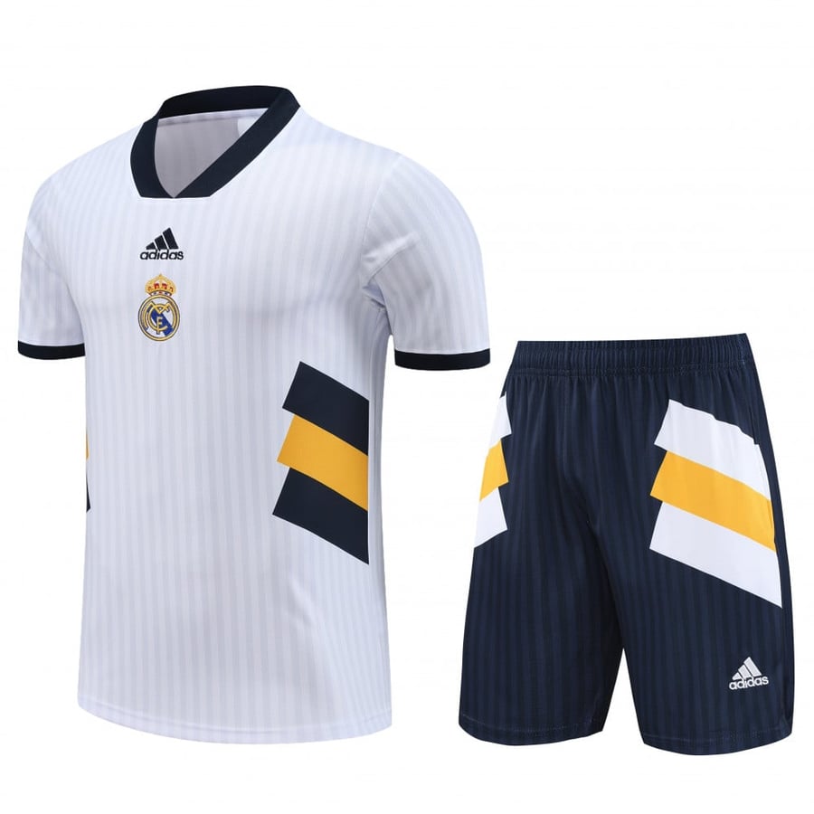 طقم ريال مدريد اصدار خاص 2023