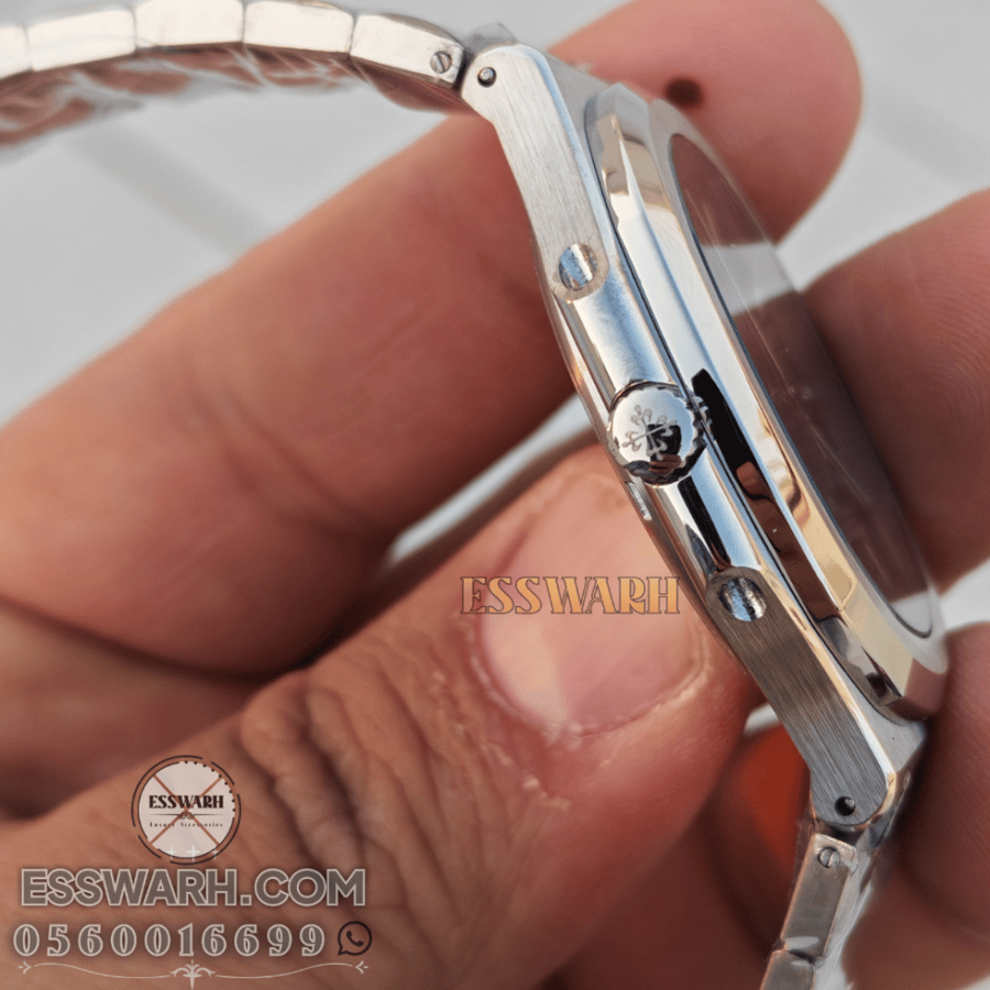 Patek Philippe Nautilus Classic 42.5mm Watch - Grass Green Batteries