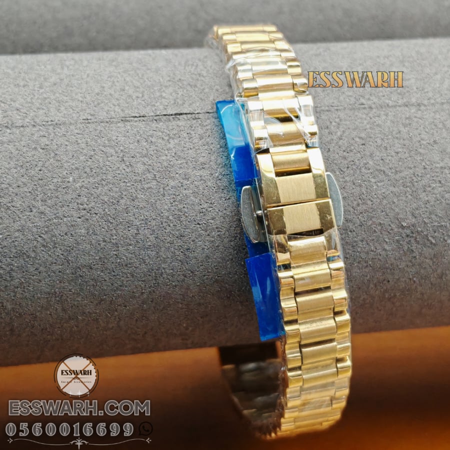 Van Cleef & Arpels Lafonton Women's Watch, Size 29, Diamonds