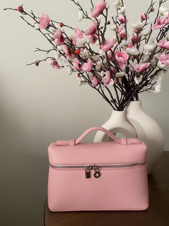 Lora Bag - Baby Pink color