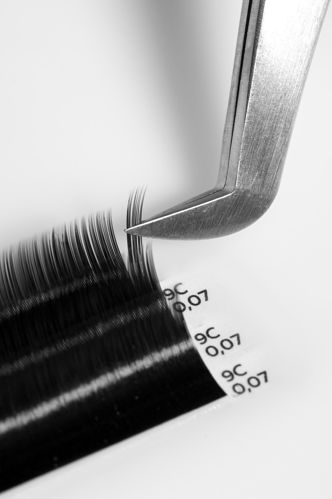 Lash & Cash D Curl Eyelash box - 0.07 Density, Black Mixed Lengths