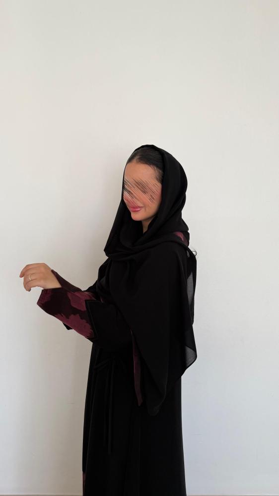 VR86 Burgundy Jacquard(تسليم فوري) الأسود فقط