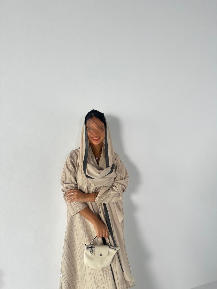 VR31 BEIGE ABAYA