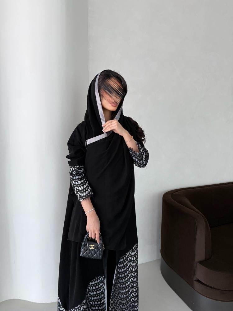 VR91 LACE NOIR