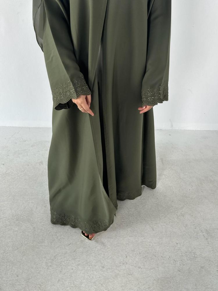 (للتسليم الفوري - متوفر بالمقاسات في القسم الأساسي) VR43 OLIVE EMBROIDERED FLARE ABAYA