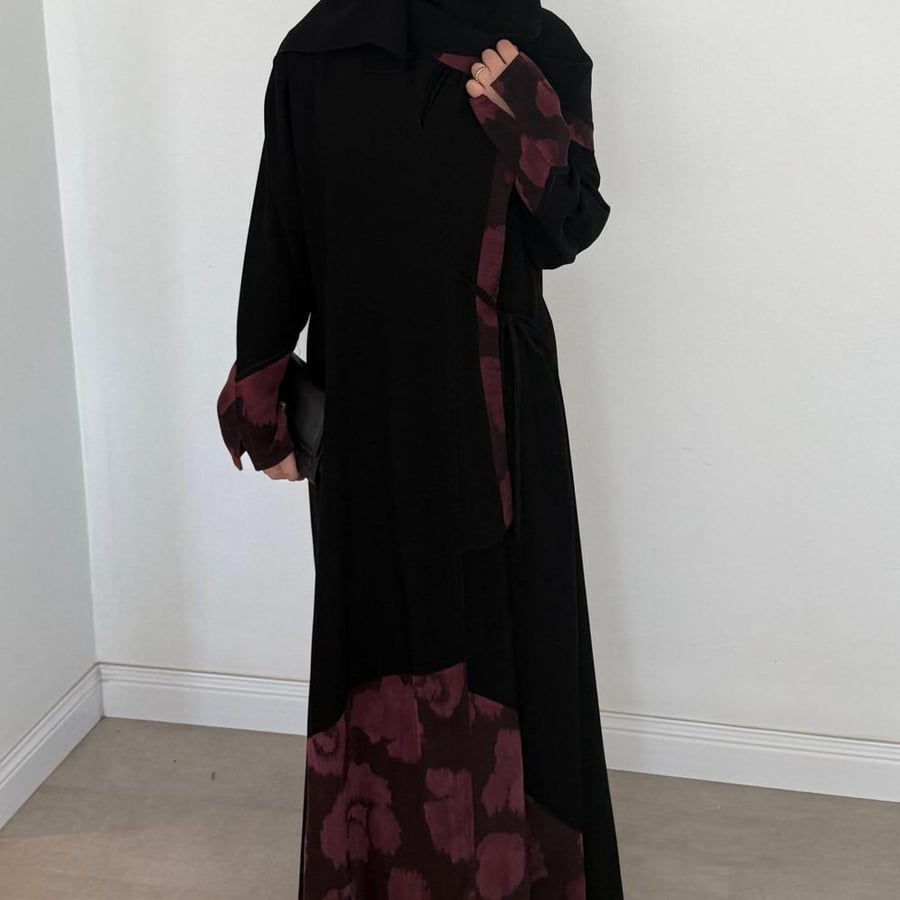 VR86 Burgundy Jacquard(تسليم فوري) الأسود فقط