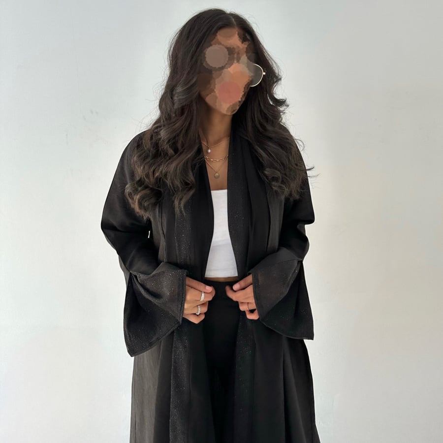 BLACK&BLACK (تسليم فوري)