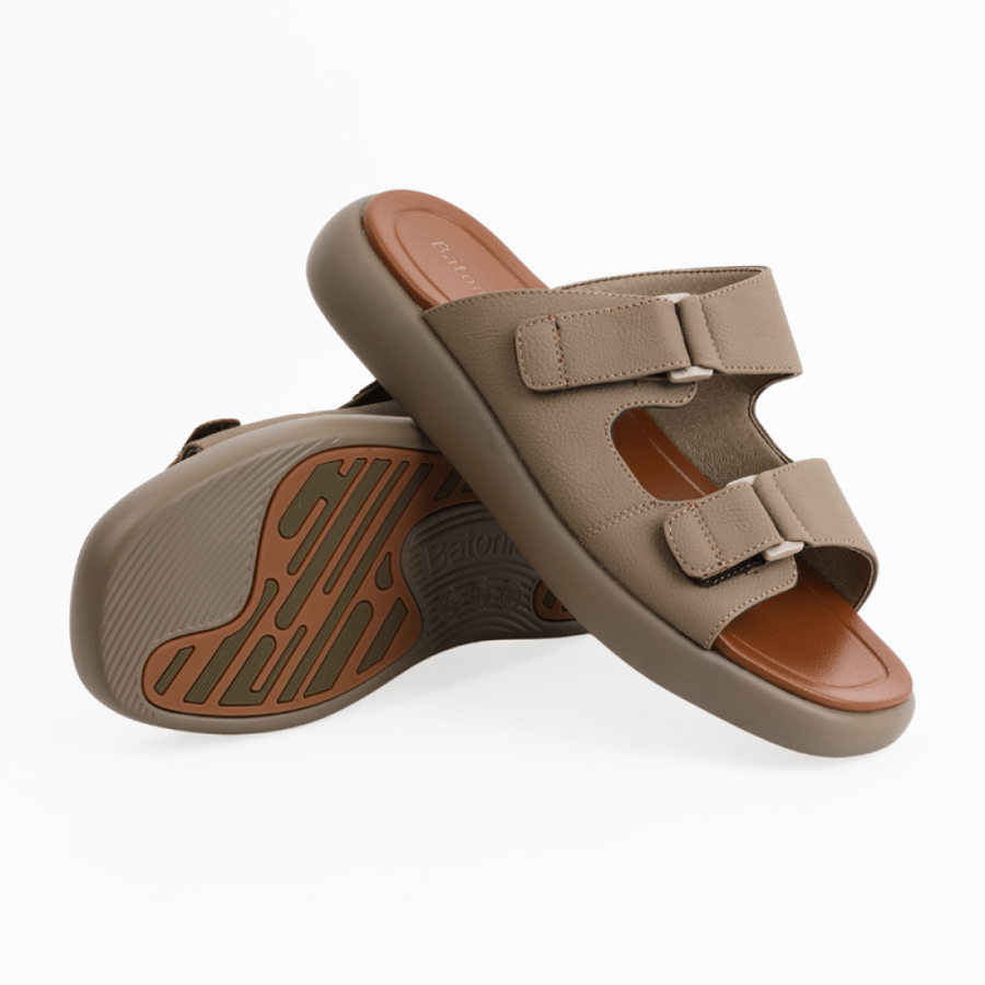 Men's slippers from Batonia - Beige