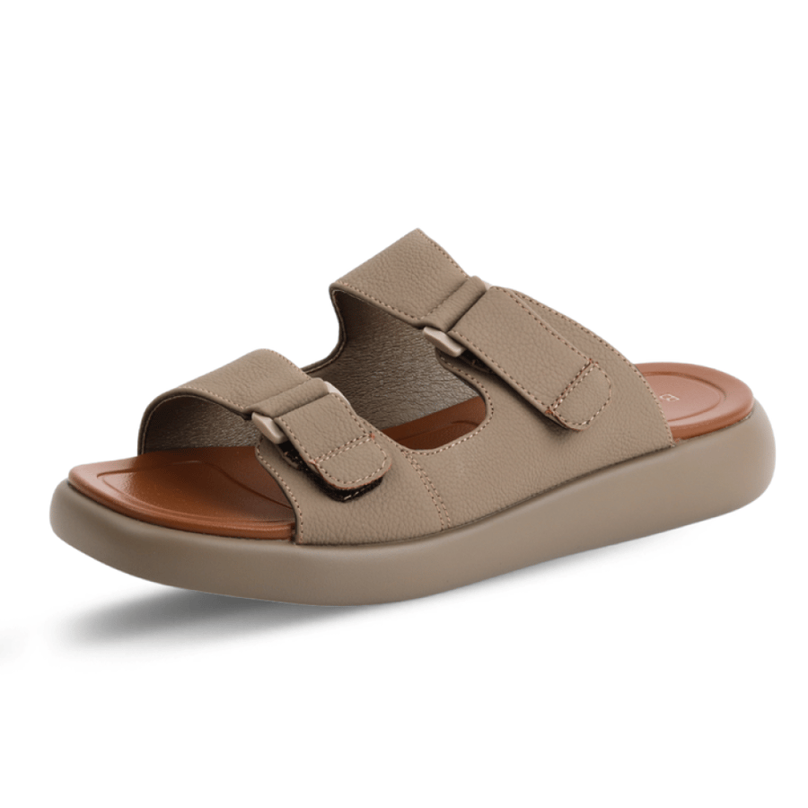Men's slippers from Batonia - Beige