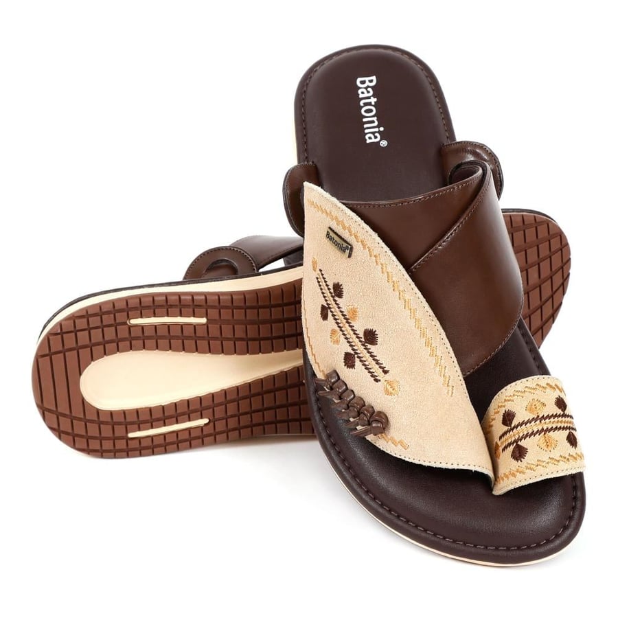 حذاء رجالي شرقي بأصبع من باتونيا - بيج