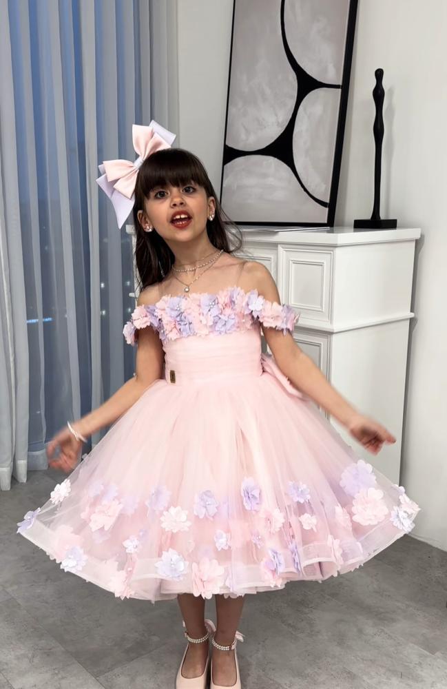 Children's dress, luxurious velvet
