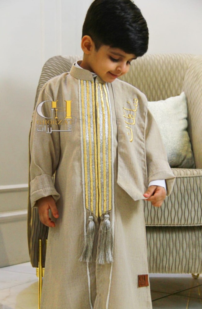 دقله مع الشال بالاسم من غرزات