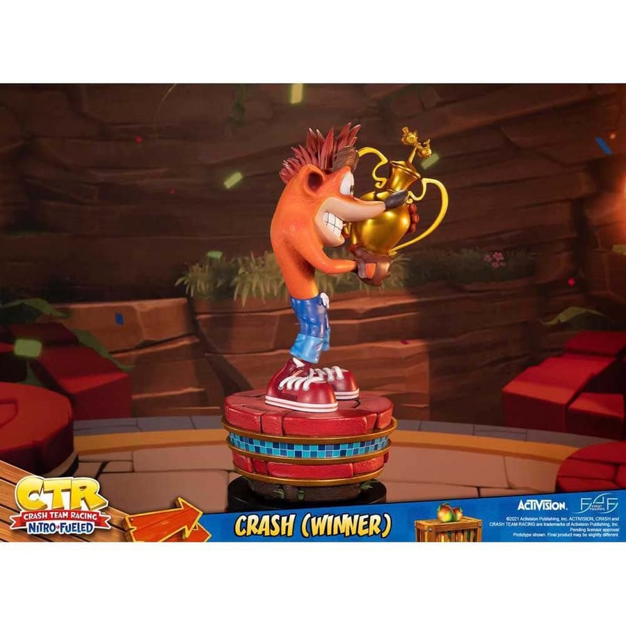 CRASH TEAM RACING First for Figures