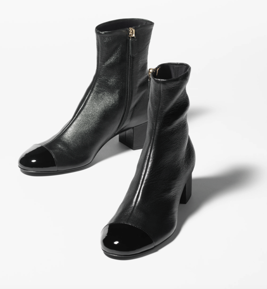 شانيل | CC boots