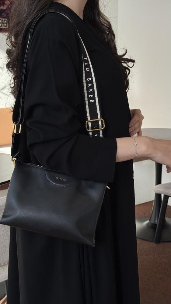 عباية رناء