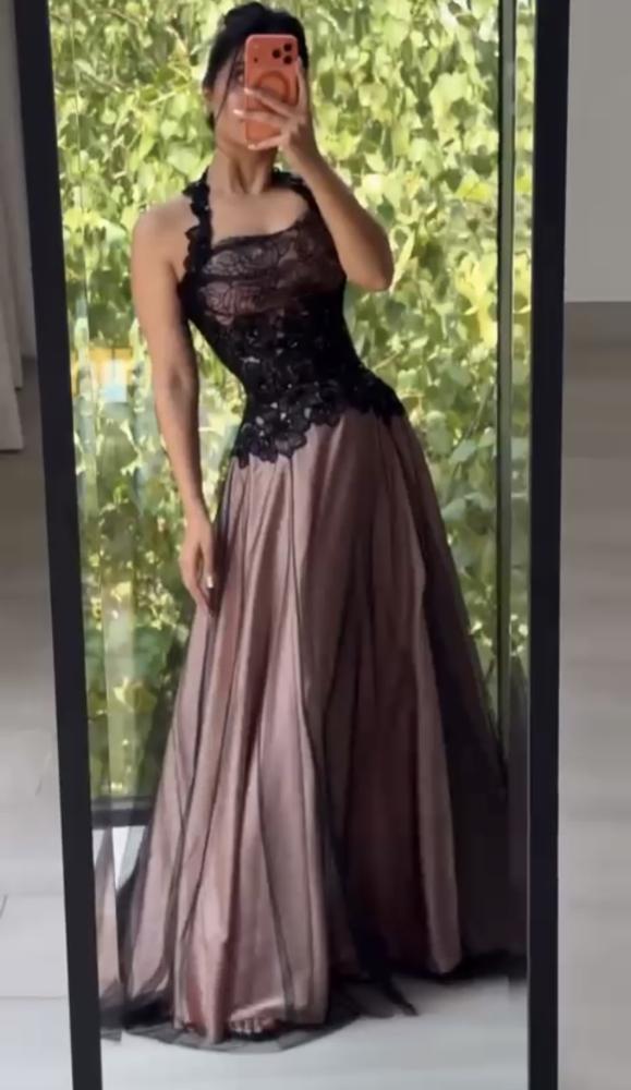 فستان سهرة