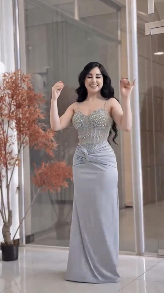 فستان سهرة
