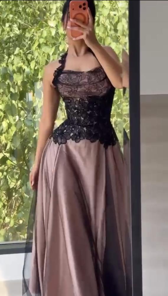 فستان سهرة