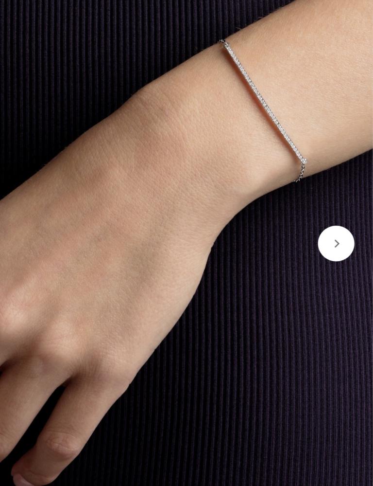 اسوارة SWAROVSKI  فضي