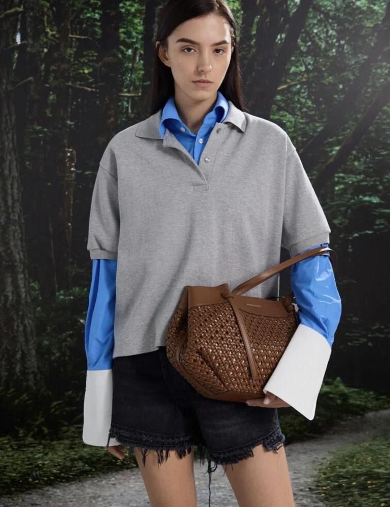 شنطة charles & keith المقاس العادي L