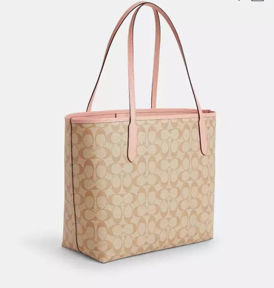 توت باق coach