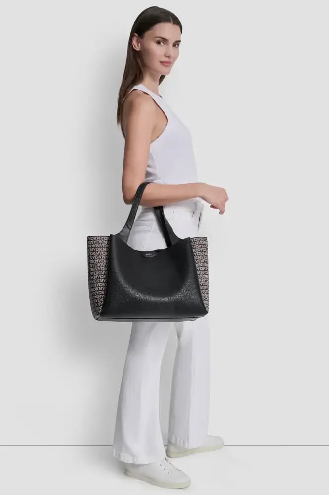 شنطة توتي  dkny