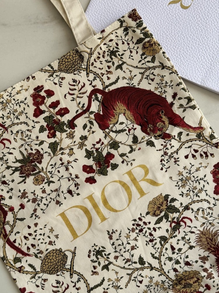 كيس قماش dior