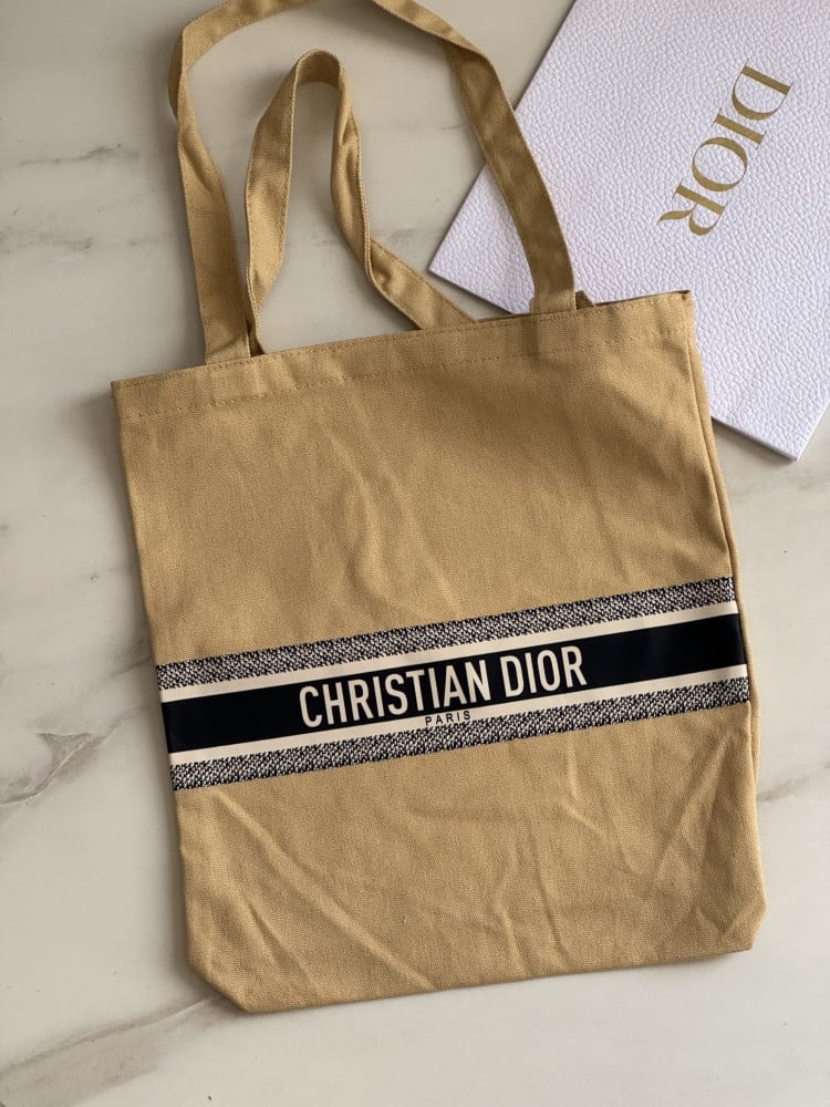 كيس قماش dior