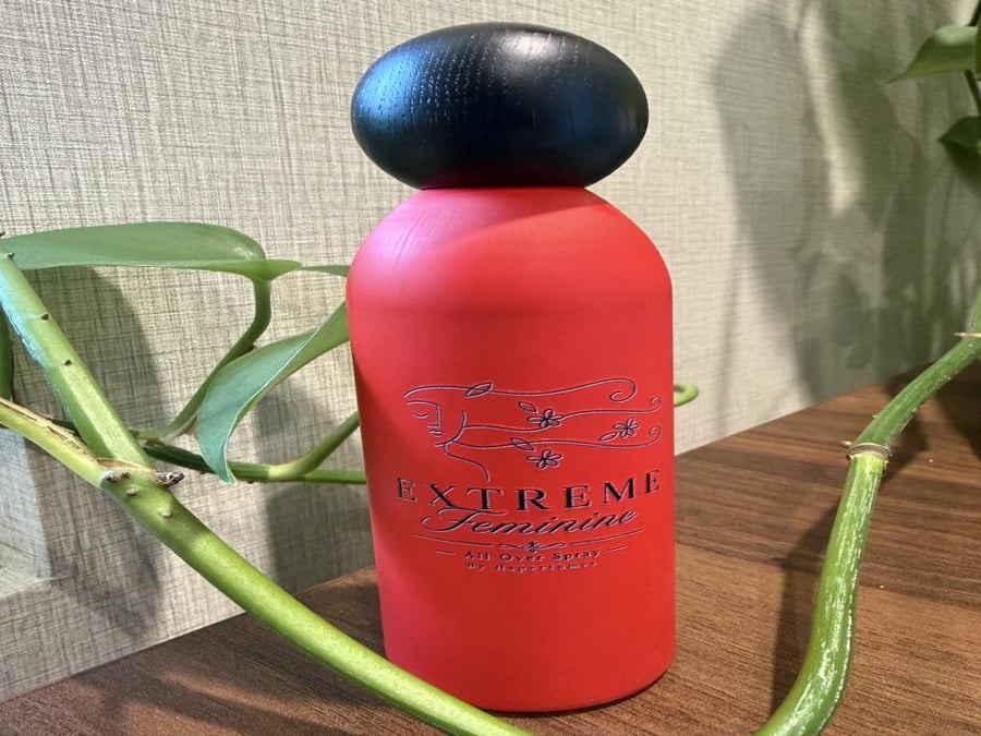جداً أنثوي all over spray