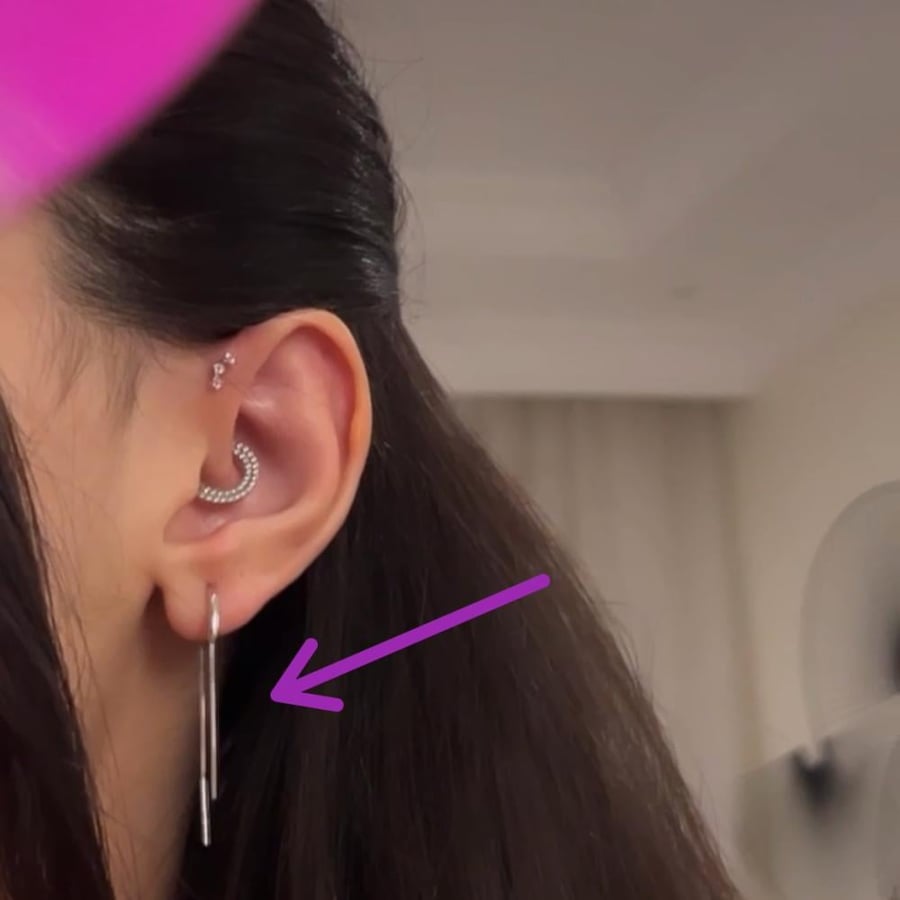 يباع زوجين - Unique long silver earring