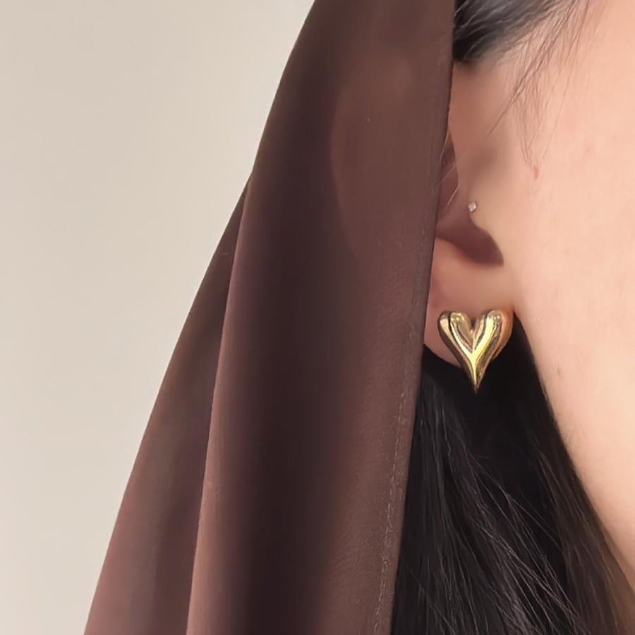 gold shaped heart