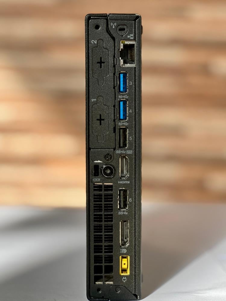 Lenovo ThinkCentre M920q Tiny بدون شاشه - مستعمل