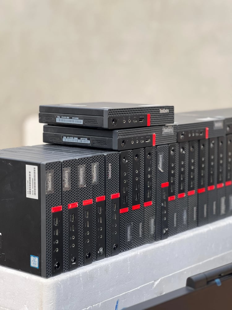 Lenovo ThinkCentre M920q Tiny الجيل الثامن مع شاشه