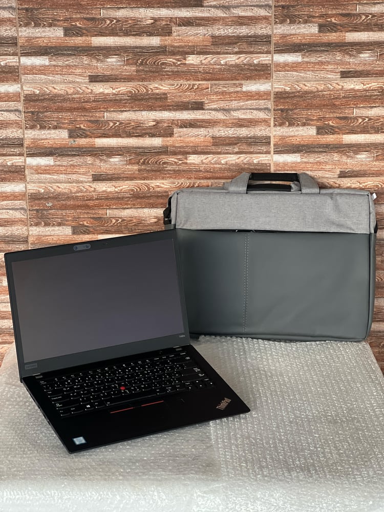 لابتوب Lenovo ThinkPad T490