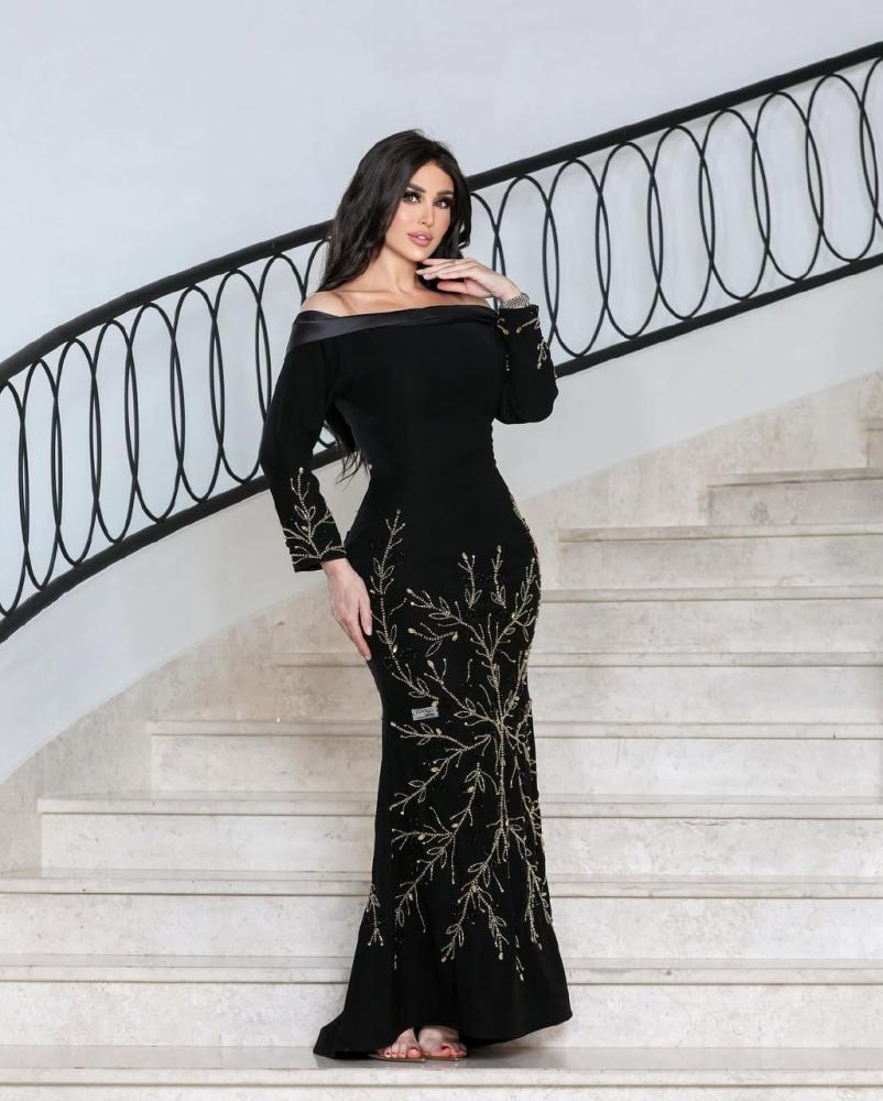 فستان اسود سهره