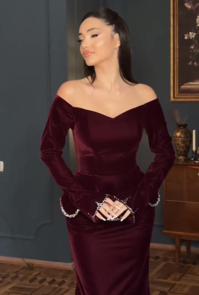 فستان  مخمل برغندي