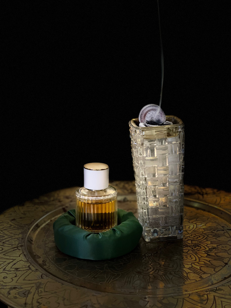 عطر كمبودي معتق
