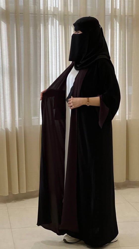 106  "دبل فيس"