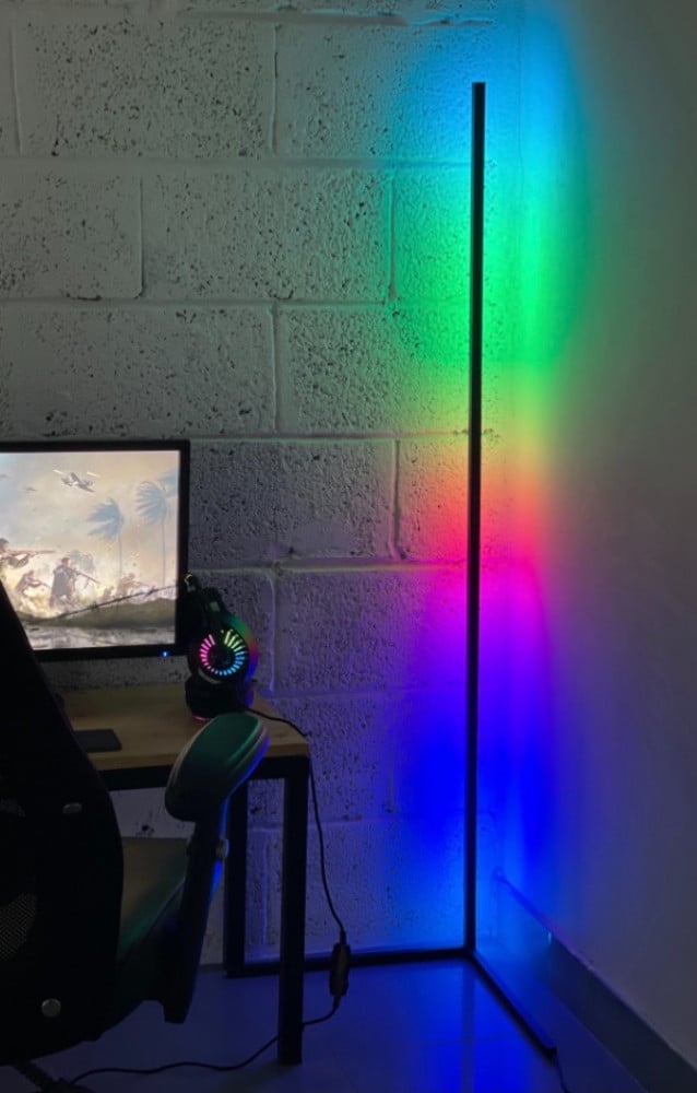 اضاءة زاوية RGB- متعددة الالوان والخصائص